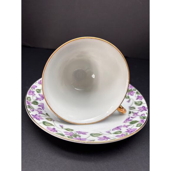 Vintage Footed Teacup and Saucer Chintz, Violet Floral w/Gold Made in Japan - Picture 4 of 16